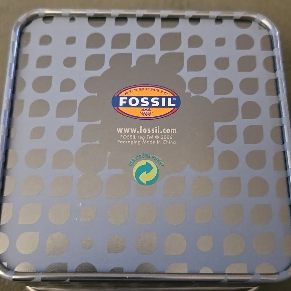 FOSSIL Metal Box - Picture 4 of 8